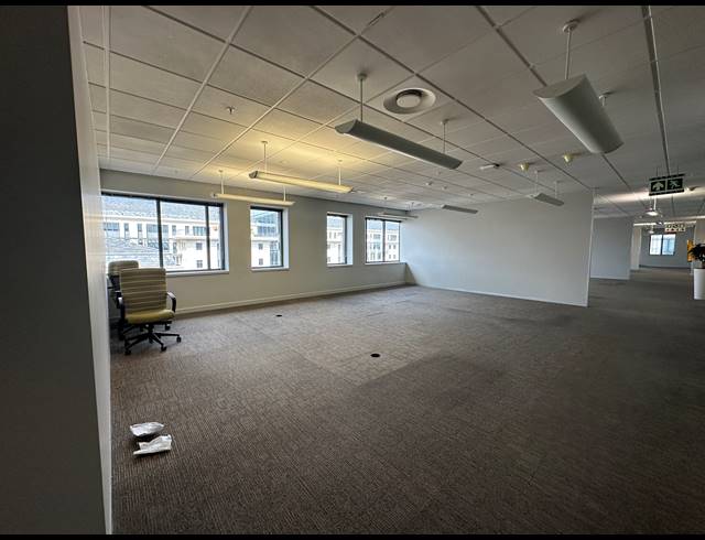 778M² OFFICE TO LET IN SANDTON CENTRAL